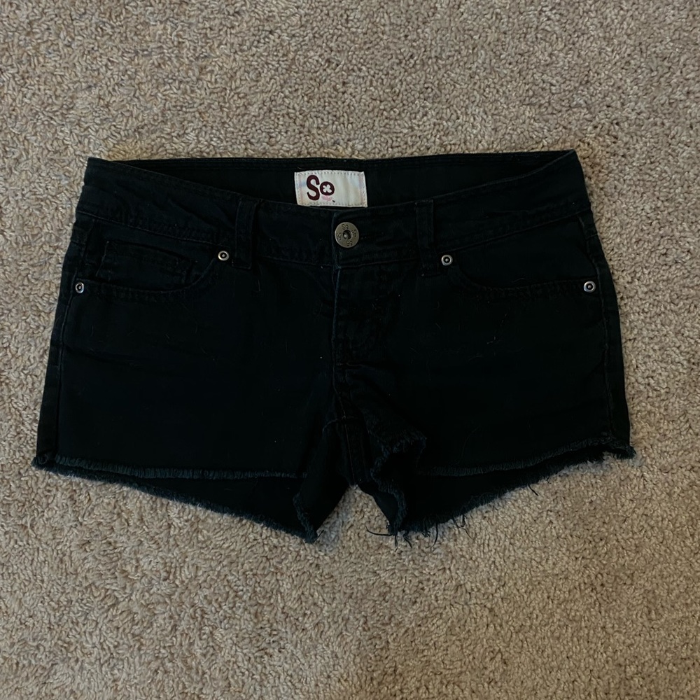 💜SALE: BUNDLE 2 FOR $15💜 Black jean shorts